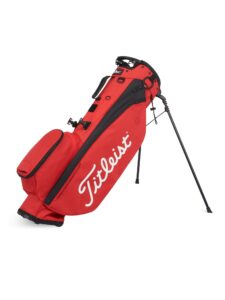 Anoniem rotatie toonhoogte Wilson Staff golftas Exo II Stand Bag rood - Golftassen, Golfclubs,  Golfschoenen | Ook online kopen bij Golfers Point | Golfers Point